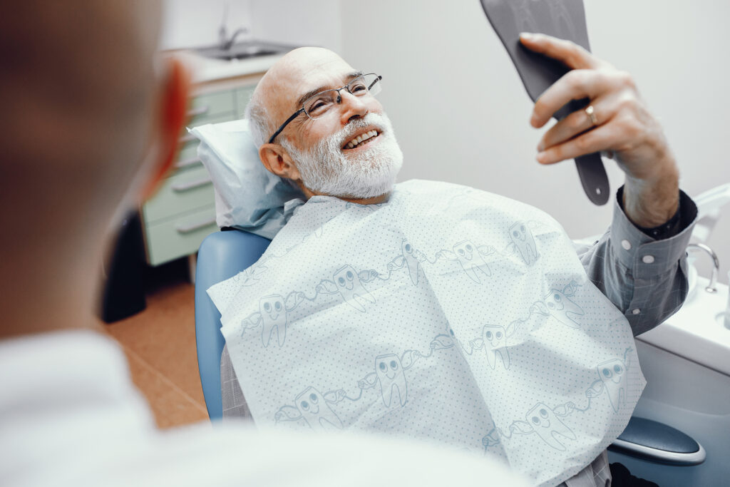 Dundee Dental Implants: A Strong Back-Tooth Solution